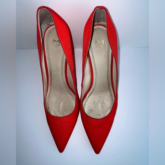 Marc Fisher Zala pump, size 9 in red grosgrain fabric - Picture 2 of 6